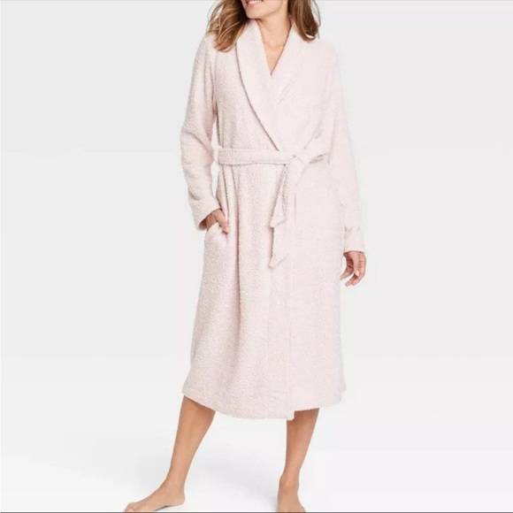 stars above Intimates & Sleepwear Stars Above Pink Chenille Bath